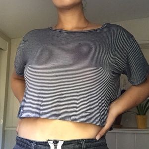 Stripped Crop-top
